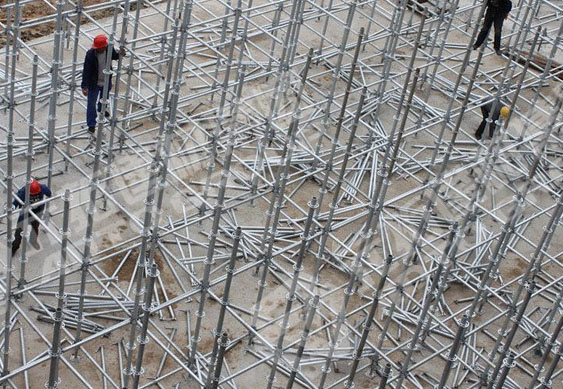 盤扣腳手架搭設施工案例