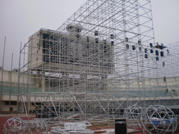 大型演唱會(huì)雷亞架