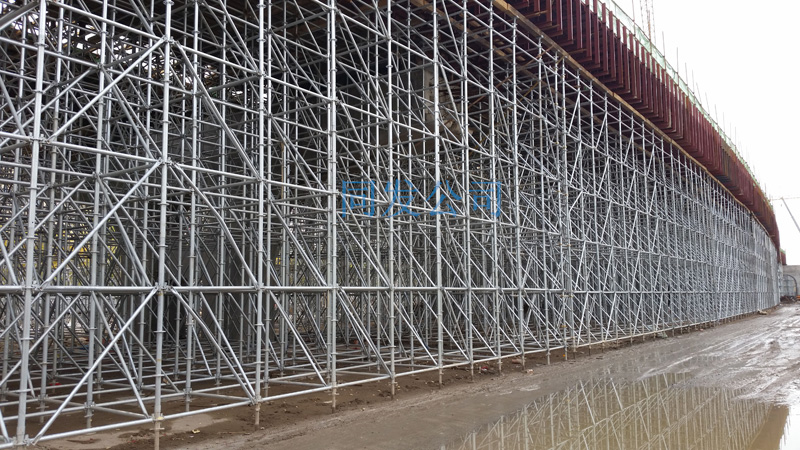 阿拉善盟盤(pán)扣式腳手架租賃工程實(shí)例